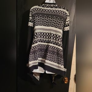 Charlotte Russe black and white women's sweater size S